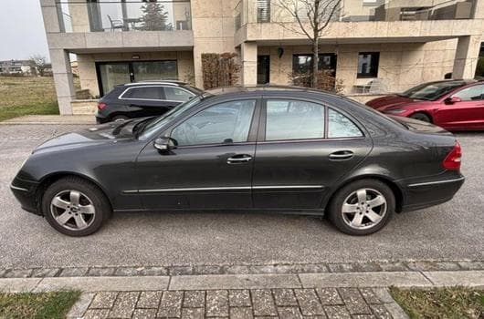 Mercedes E 320 4MATIC (2004) - Foto 1