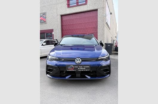 VW Golf R 8,5 2 L TSI 333 PS 4 MOTION (2024) - Foto 2