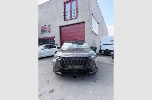 DS Automobiles DS7 DS7 E-TENSE 360 performance Line (2023) - Photo 11
