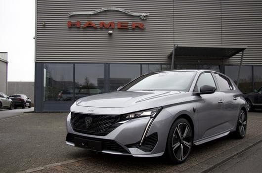 Peugeot 308 BlueHDi 130 EAT8 GT ACC Focal toit panoramique (2025) - Photo 8