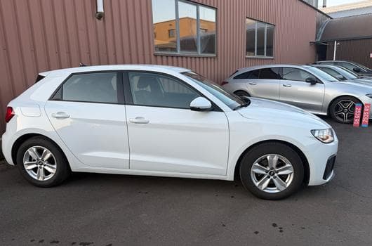 Audi A1 30 TFSI 110CH S-Tronic Sportbach (2021) - Foto 4