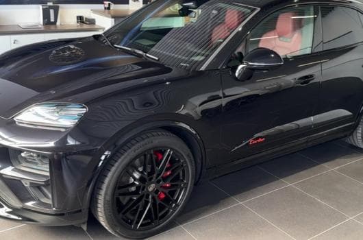 Porsche Macan TURBO (2024) - Foto 11