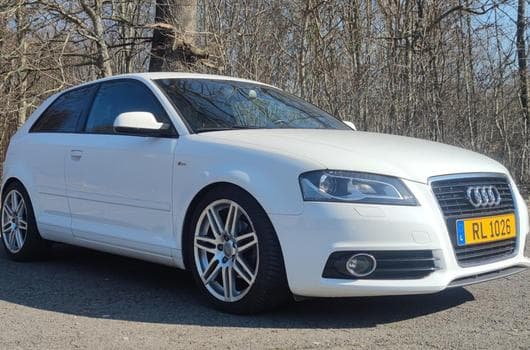Audi A3 2.0tdi S-Line (2012) - Photo 3