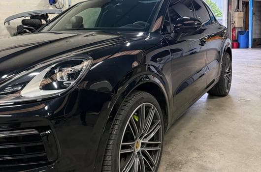 Porsche Cayenne Porsche Cayenne III V6 E-Hybrid (2019) - Foto 7