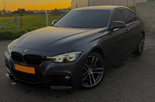 BMW 330 Pack M (2018) - Foto 8