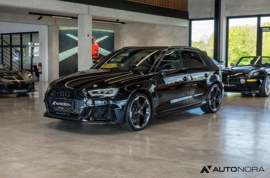 Audi RS3 Sportback (2019) - Photo 4