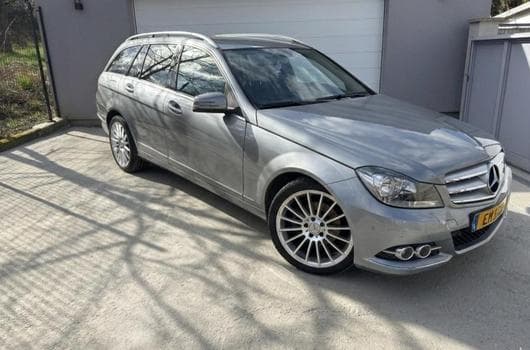 Mercedes C 200 (2012) - Photo 1