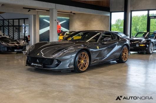 Ferrari 812 Superfast (2021) - Photo 8