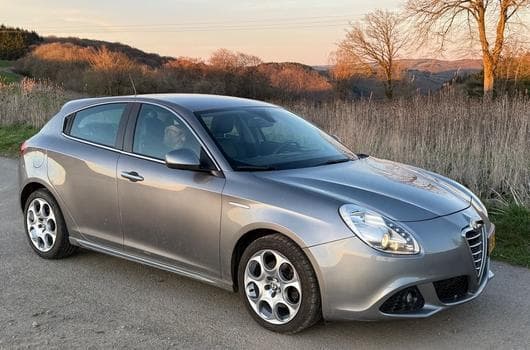 Alfa-Romeo Giulietta 1er prop.  - 2.0 TDI 170 cv (2013) - Photo 10