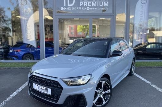 Audi A1 Sportback 30 TFSI S-tronic S-Line (2021) - Photo 3