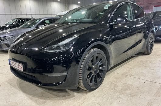 Tesla Model Y Long Range (2023) - Photo 5
