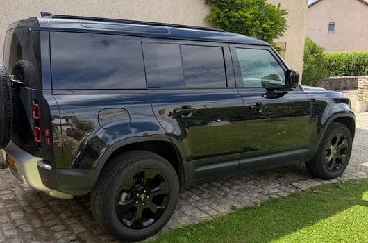 Land-Rover Defender Utilitaire (2025) - Photo 4