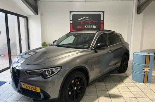 Alfa-Romeo Stelvio Stelvio 2.0 Turbo 16V AT8-Q4 First Edition (2018) - Photo 1