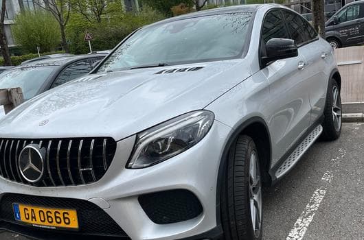Mercedes GLE 350 AMG LINE (2019) - Photo 4
