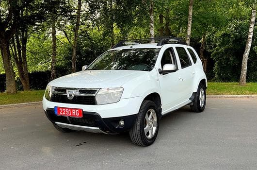 Dacia Duster 1.6 16v 4x4 (2011) - Photo 1