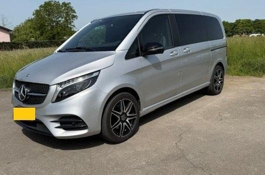 Mercedes V 300d Avantgarde AMG 4Matic Kompakt (2023) - Photo 10