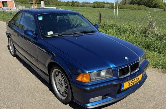 BMW M3 E36 (1993) - Photo 9