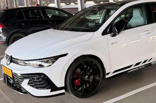 VW Golf GTI Clubsport, DSG, AKRAPOVIC, HK (2025) - Photo 6