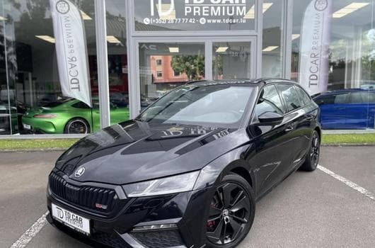 Skoda Octavia Combi RS 2L TDI 200 CV DSG (2023) - Photo 3