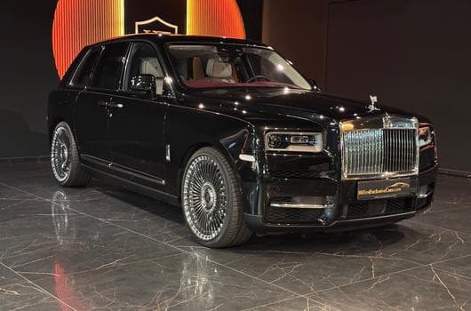 Rolls-Royce Cullinan (2019) - Foto 2