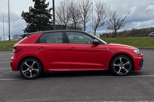 Audi A1 S-line (2021) - Photo 6