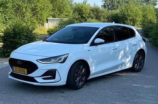 Ford Focus ST line (2023) - Photo 12