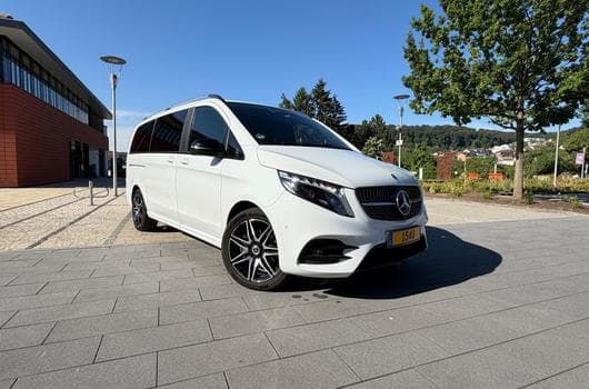 Mercedes V 300 V 300 d 4MATIC Avantgarde AMG Line (2023) - Photo 11