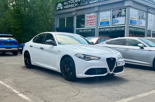 Alfa-Romeo Giulia 2.0 Turbo 280 AT Q4 Veloce (2019) - Photo 3