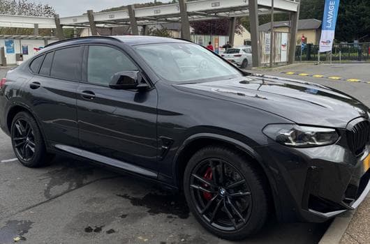 BMW X4M X4M Competition (2024) - Foto 3