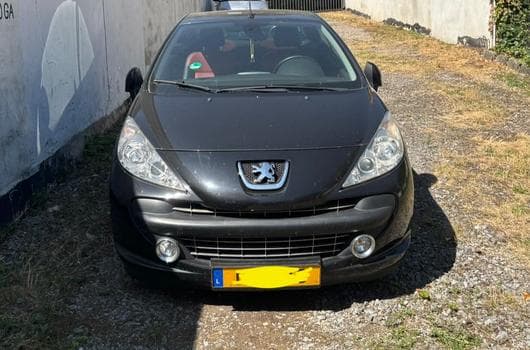 Peugeot 207 CC Cabrio (2008) - Photo 5