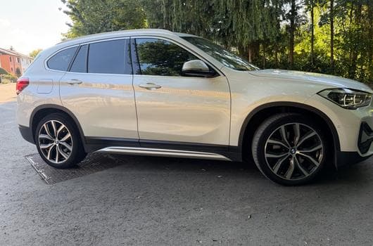 BMW X1 X1 xdrive 2.5e  électrique essence (2021) - Foto 8