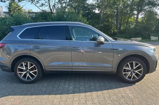 VW Touareg R-line (2022) - Photo 10