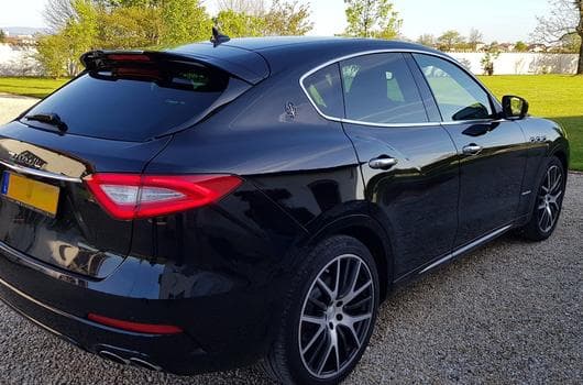 Maserati Levante GRANSPORT (2018) - Foto 11