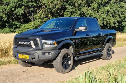 Dodge RAM Classic Mudland Edition (2023) - Foto 2