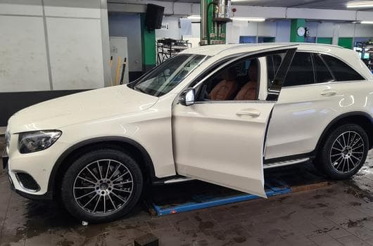 Mercedes GLC 250 4Matic (2017) - Photo 7
