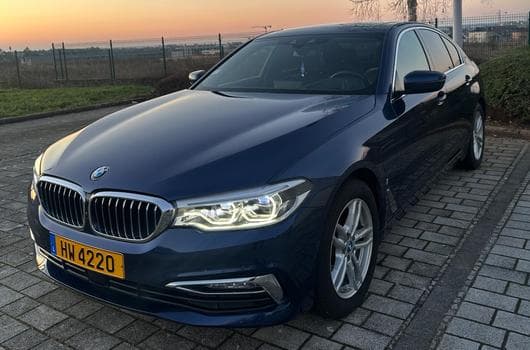 BMW 530 Luxury Line (2017) - Photo 10