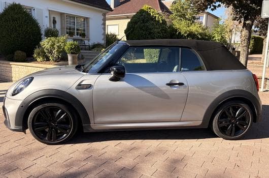 Mini Cabrio Cooper Cooper S - Look John Cooper Works (2023) - Photo 6