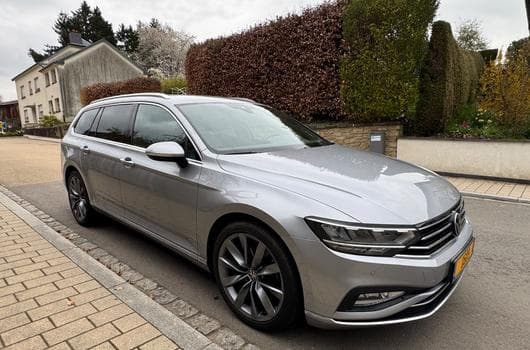 VW Passat (2021) - Photo 2