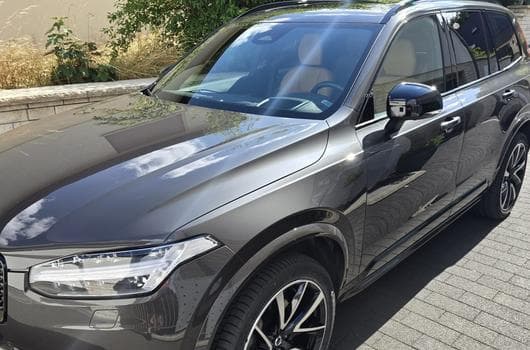 Volvo XC90 Ultimate B5 Diesel (2023) - Foto 2