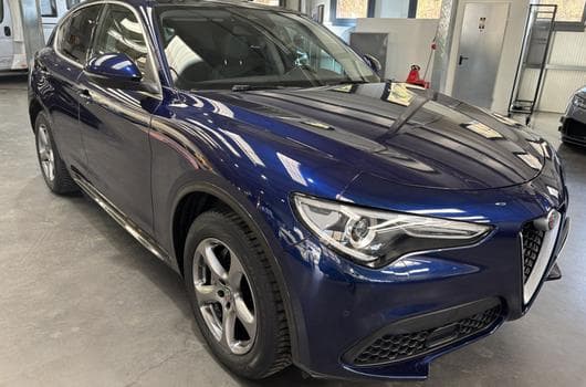 Alfa-Romeo Stelvio Q4 2.0 SUPER (2020) - Photo 11
