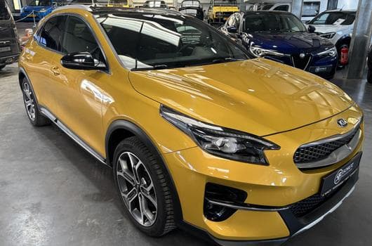 Kia XCeed 1.6 CRDi VISION (2020) - Photo 3