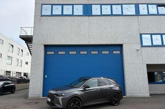 DS Automobiles DS7 DS7 E-TENSE 4x4 300 PERFORMANCE LINE + (2024) - Photo 10