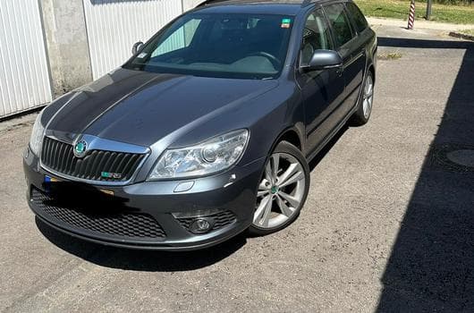 Skoda Octavia RS (2011) - Photo 5