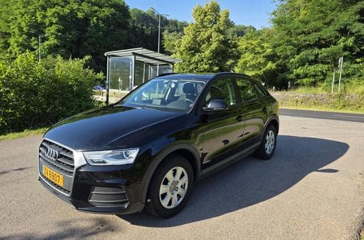 Audi Q3 2.0 TDI Quattro Aut. (2015) - Photo 2