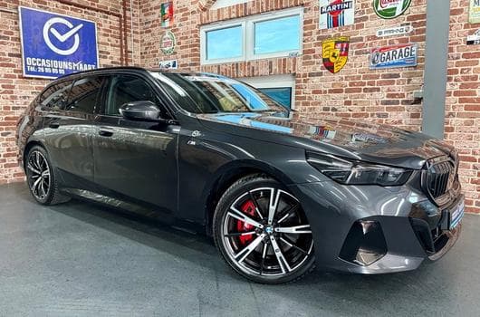BMW 540 540dA Touring 3.0 303cv Auto xDrive M-SPORT PRO (2025) - Foto 9