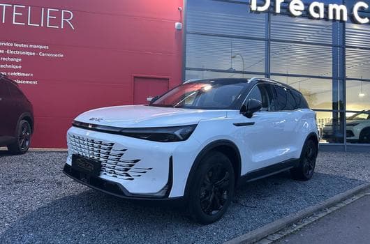 Baic X75 1.5 TURBO AUTO FULL OPTIONS (2026) - Photo 11