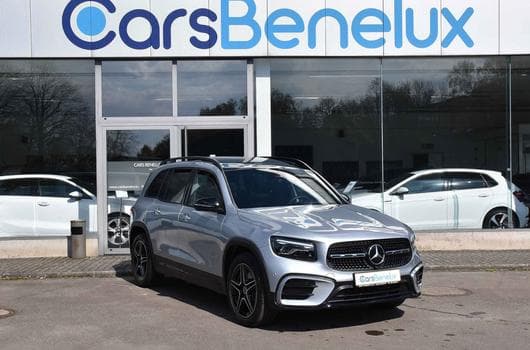 Mercedes GLB 220 4Matic AMG Line 8G-DCT  7 PL. MEMO PANO NIGHT ACC CAM360 1°M (2025) - Photo 2