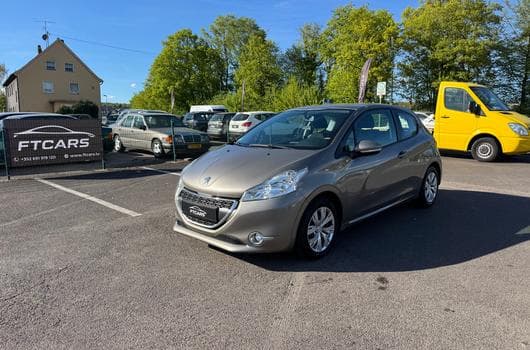 Peugeot 208 1.2 (2013) - Photo 11
