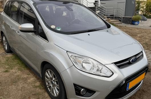 Ford C-Max Grand C-Max Titanium 2.0 TDCi (2011) - Photo 11