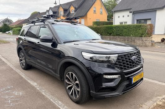 Ford Explorer St line (2022) - Photo 1